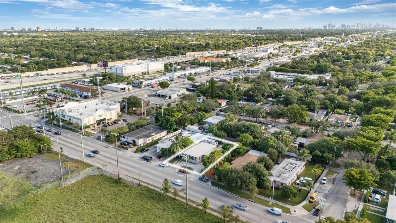 На продажу: $749,000 (0 спален, 0 ванн, 1832 Квадратных фут)