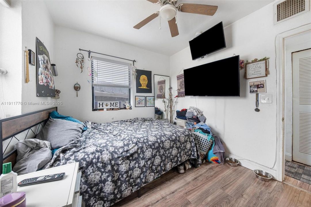 На продажу: $749,000 (0 спален, 0 ванн, 1832 Квадратных фут)