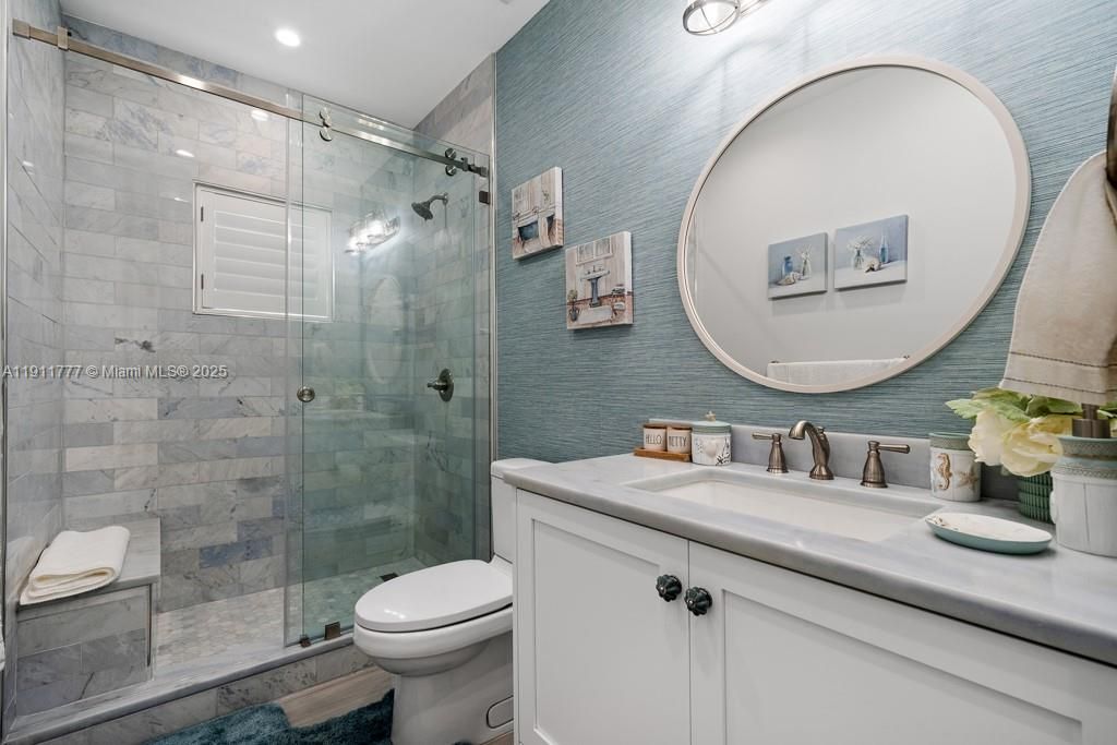 出租: $14,000 (5 贝兹, 4 浴室, 6252 平方英尺)