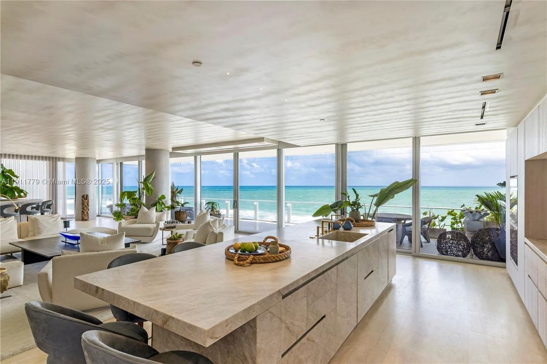 For Sale: $31,500,000 (4 beds, 4 baths, 5321 Square Feet)