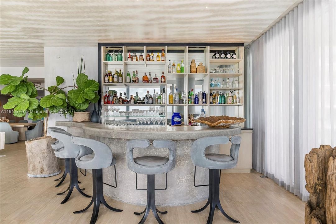 For Sale: $31,500,000 (4 beds, 4 baths, 5321 Square Feet)