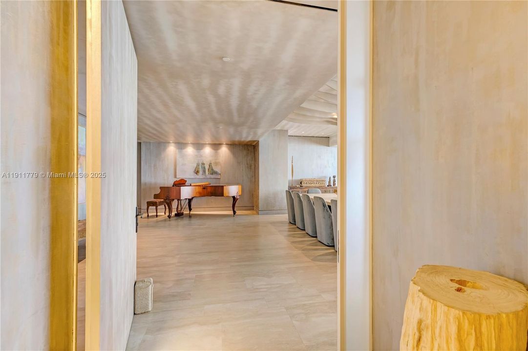 For Sale: $31,500,000 (4 beds, 4 baths, 5321 Square Feet)