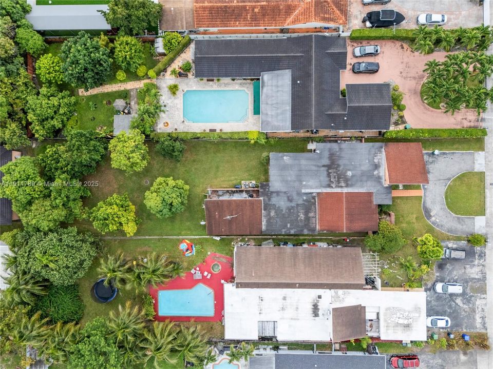 На продажу: $825,000 (4 спален, 2 ванн, 2967 Квадратных фут)