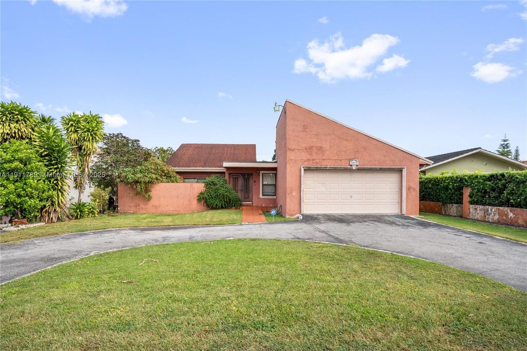 На продажу: $825,000 (4 спален, 2 ванн, 2967 Квадратных фут)