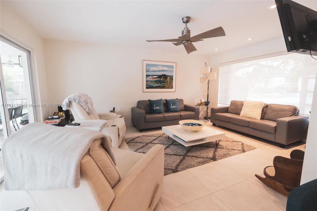 For Rent: $14,900 (4 beds, 2 baths, 1791 Square Feet)