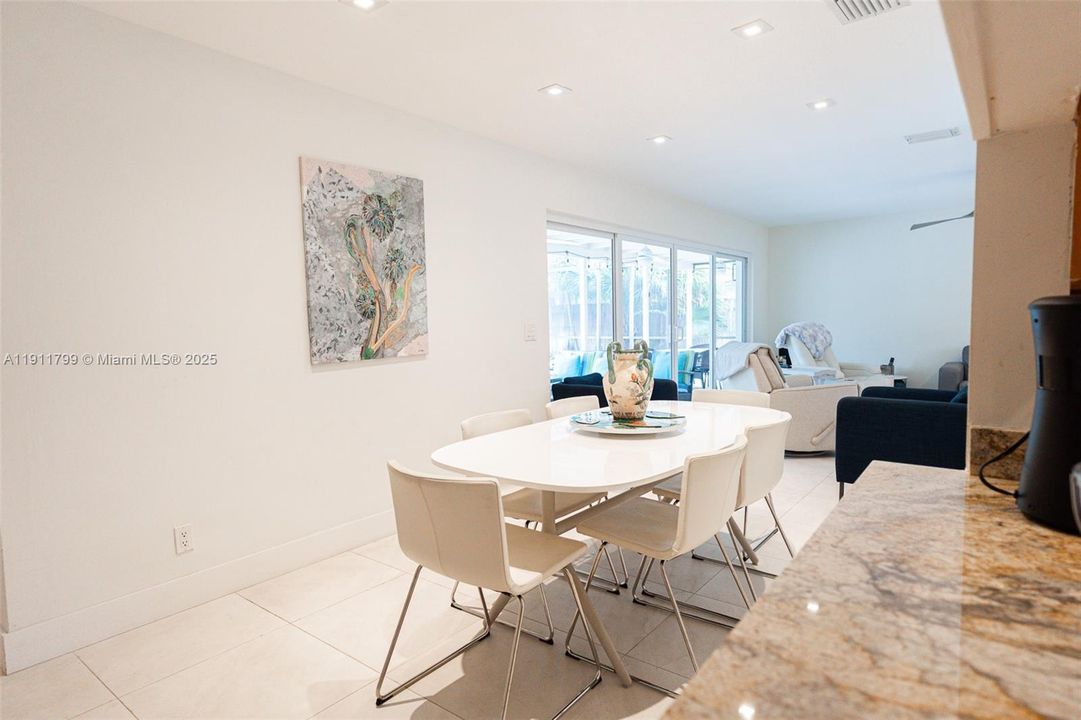 For Rent: $14,900 (4 beds, 2 baths, 1791 Square Feet)