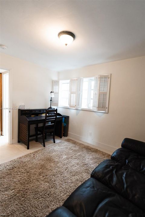 For Rent: $14,900 (4 beds, 2 baths, 1791 Square Feet)