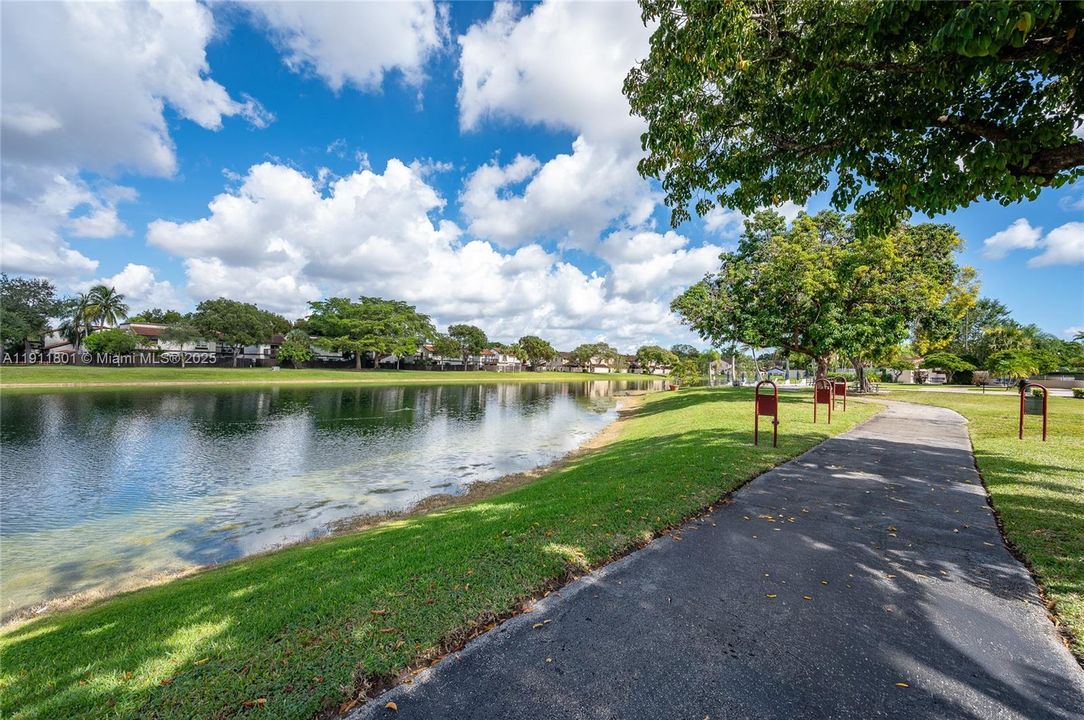 Active With Contract: $450,000 (3 beds, 2 baths, 1340 Square Feet)