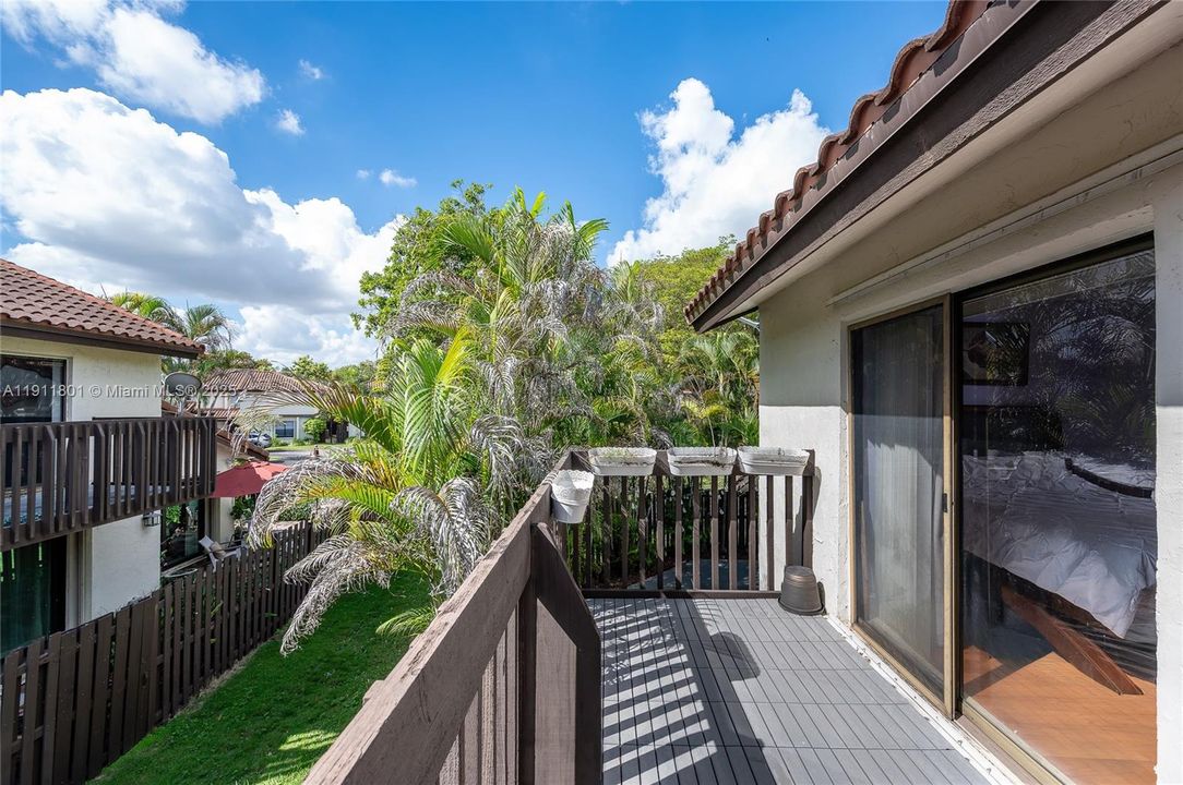 Active With Contract: $450,000 (3 beds, 2 baths, 1340 Square Feet)