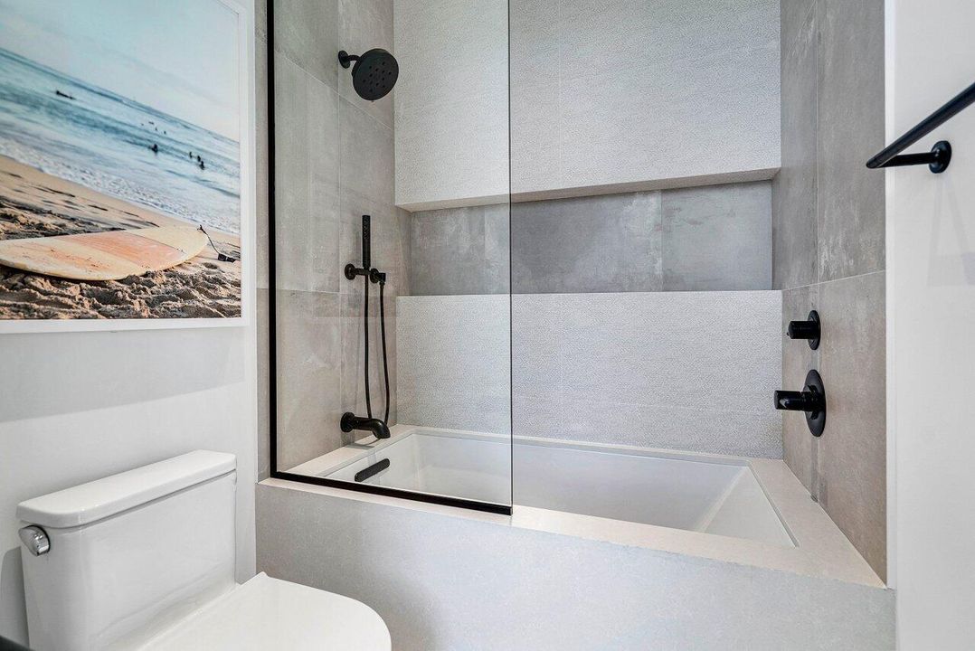 Guest Room Bath