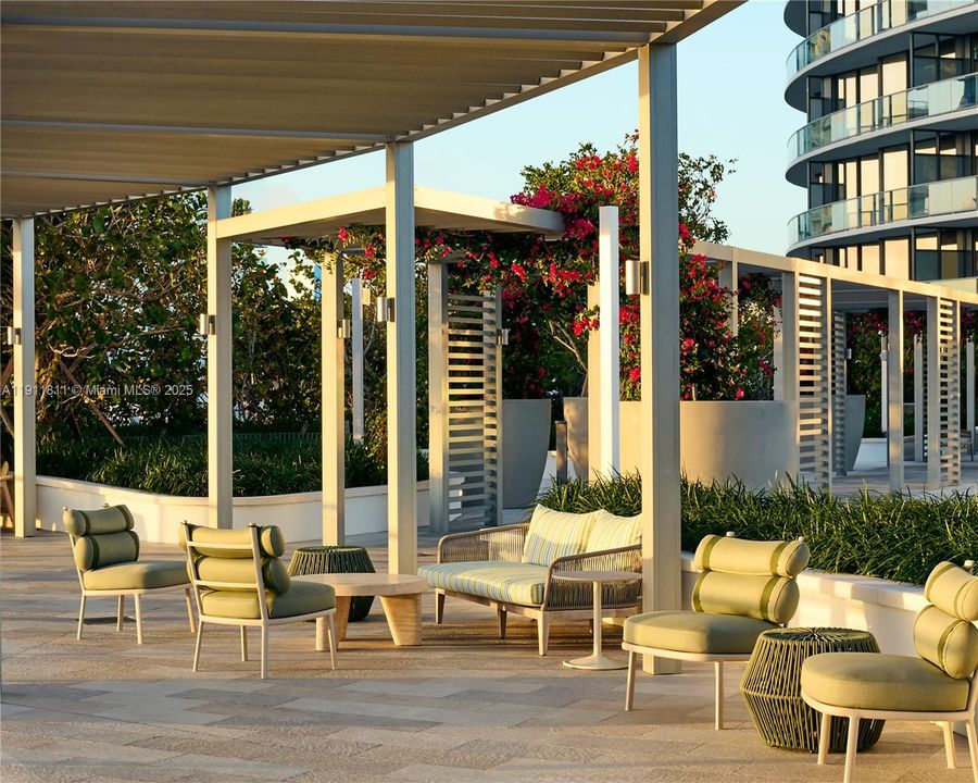 На продажу: $2,300,000 (1 спален, 1 ванн, 1110 Квадратных фут)