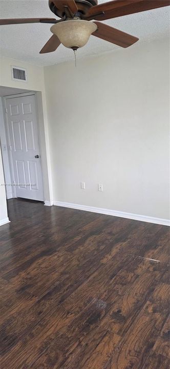Active With Contract: $2,100 (1 beds, 1 baths, 0 Square Feet)