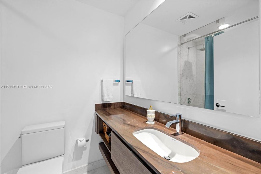 For Sale: $9,099,000 (4 beds, 6 baths, 3798 Square Feet)