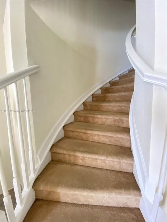 Recently Rented: $3,500 (3 beds, 2 baths, 1854 Square Feet)