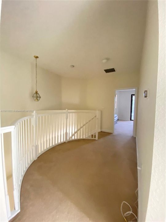 Recently Rented: $3,500 (3 beds, 2 baths, 1854 Square Feet)