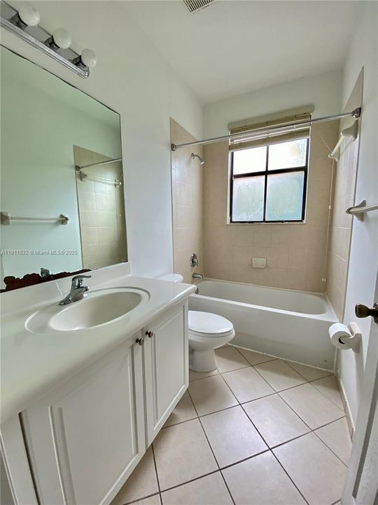 Recently Rented: $3,500 (3 beds, 2 baths, 1854 Square Feet)