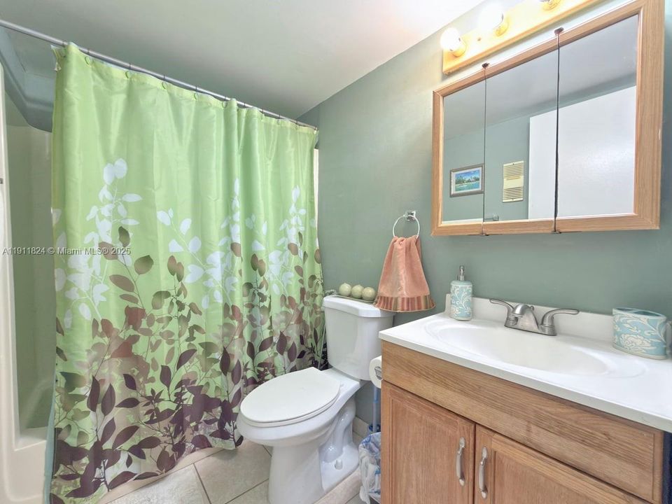 En Venta: $347,999 (3 camas, 2 baños, 1680 Pies cuadrados)