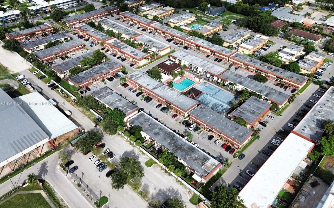 En Venta: $347,999 (3 camas, 2 baños, 1680 Pies cuadrados)