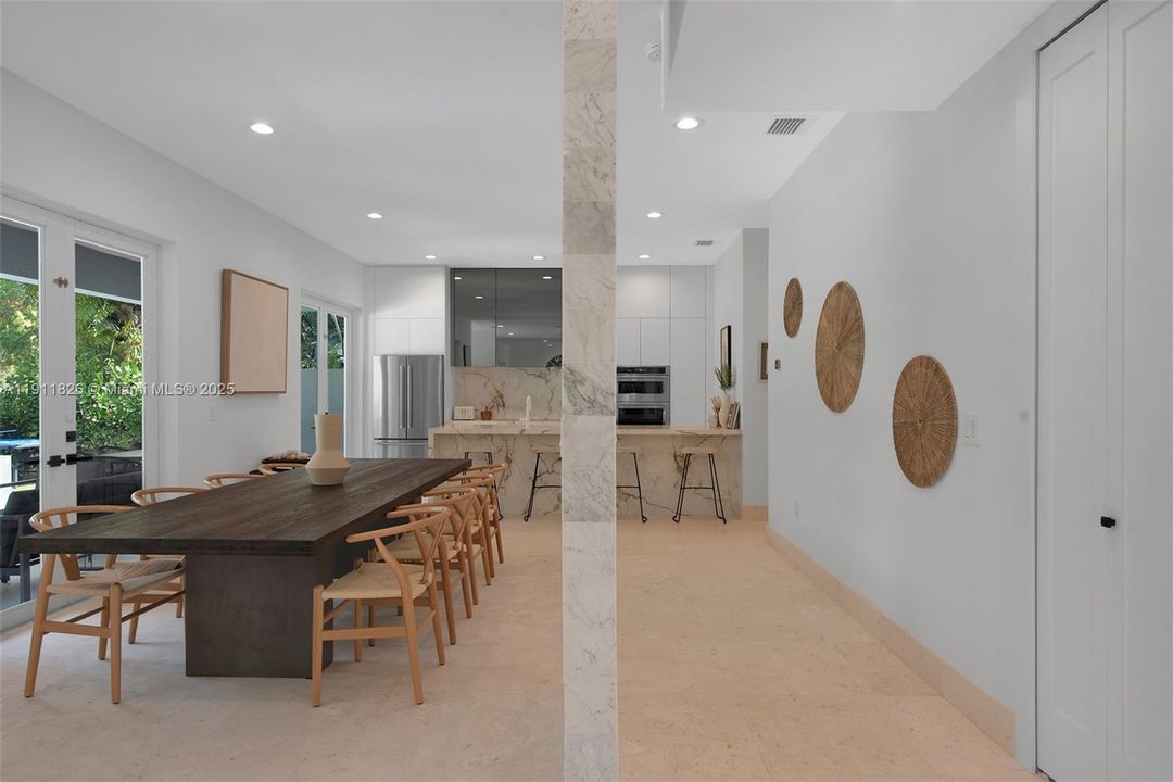 For Sale: $2,699,000 (5 beds, 4 baths, 3128 Square Feet)