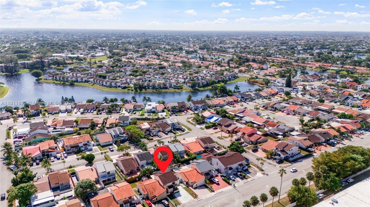 Active With Contract: $549,900 (3 beds, 2 baths, 1796 Square Feet)