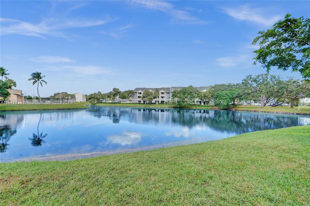 На продажу: $225,000 (3 спален, 2 ванн, 1480 Квадратных фут)