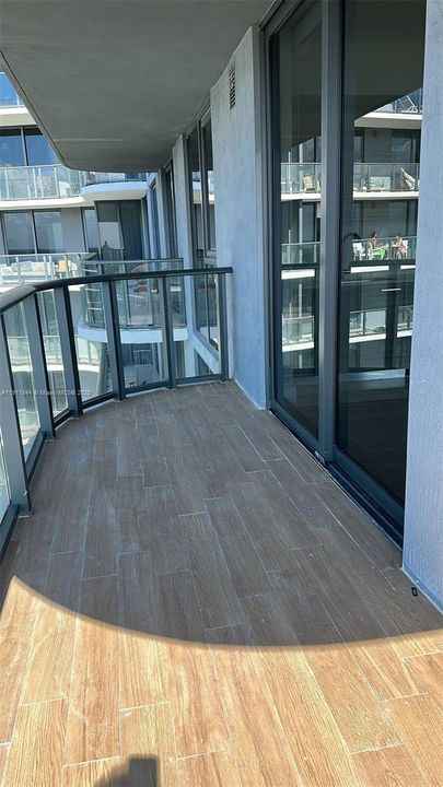 For Rent: $3,950 (2 beds, 2 baths, 864 Square Feet)