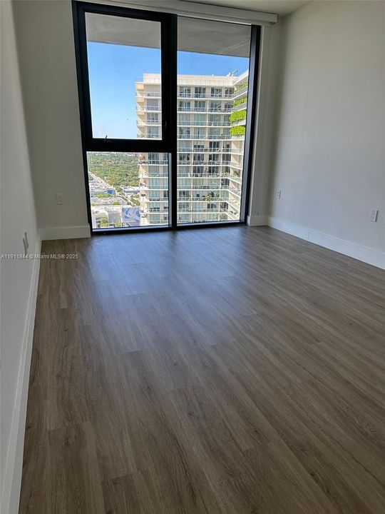 For Rent: $3,950 (2 beds, 2 baths, 864 Square Feet)