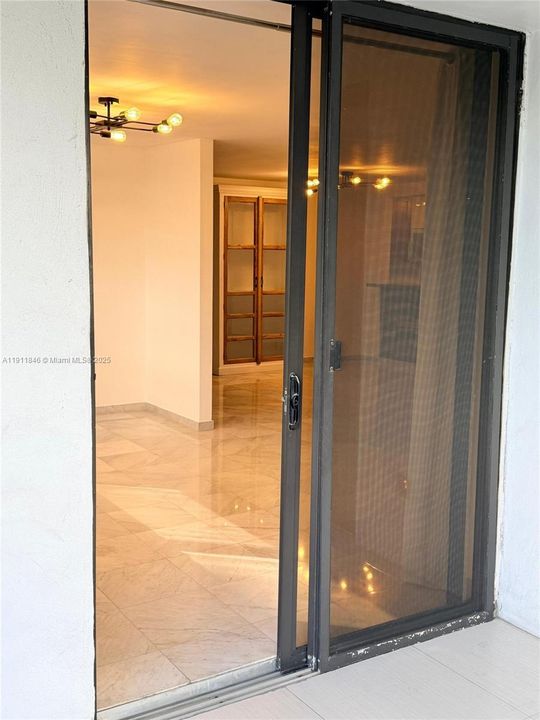 For Sale: $799,000 (3 beds, 2 baths, 1710 Square Feet)