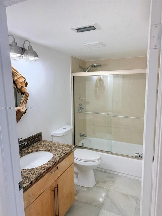 For Sale: $799,000 (3 beds, 2 baths, 1710 Square Feet)