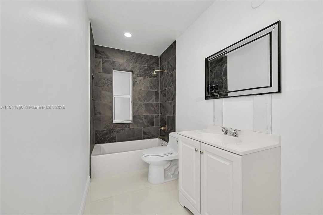 Active With Contract: $675,000 (5 beds, 3 baths, 2116 Square Feet)