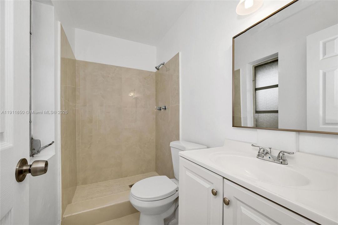 Active With Contract: $675,000 (5 beds, 3 baths, 2116 Square Feet)