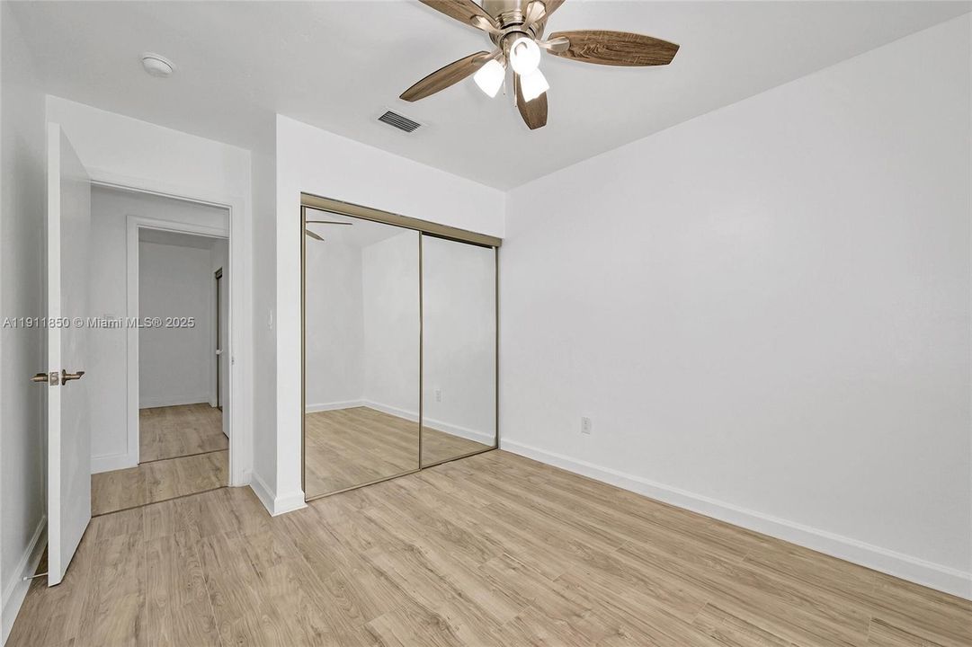 Active With Contract: $675,000 (5 beds, 3 baths, 2116 Square Feet)