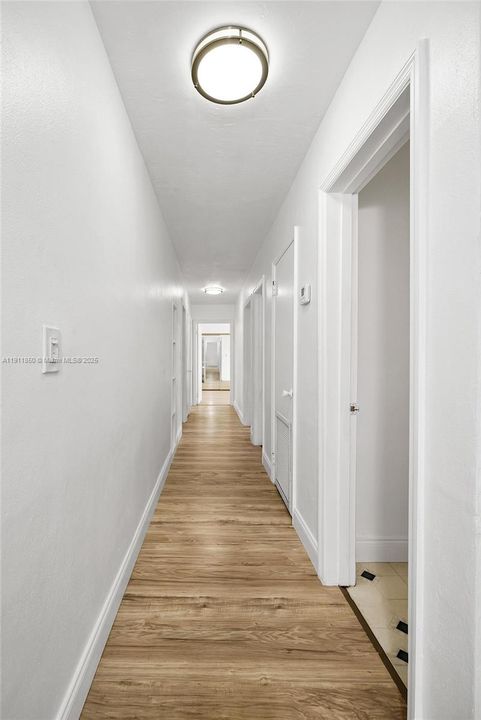 Active With Contract: $675,000 (5 beds, 3 baths, 2116 Square Feet)