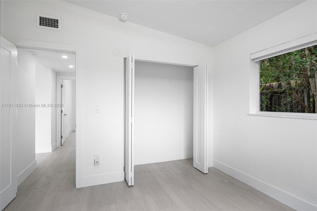 待售: $670,000 (3 贝兹, 2 浴室, 1576 平方英尺)