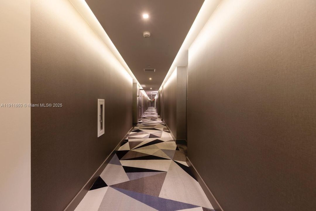 На продажу: $1,995,000 (3 спален, 3 ванн, 2225 Квадратных фут)