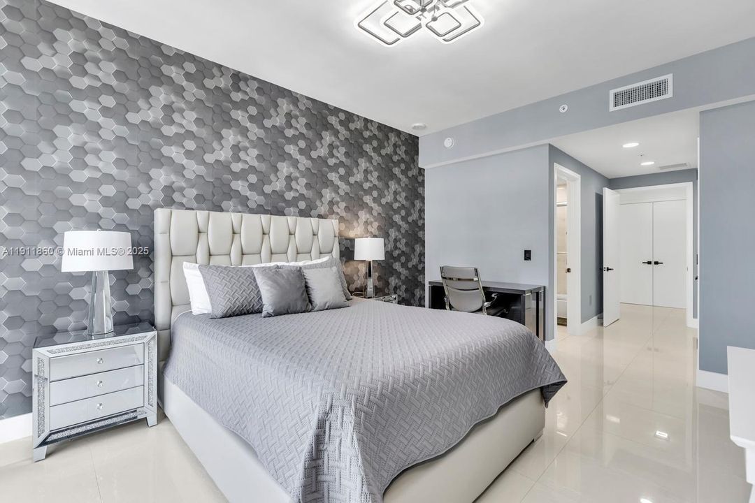 На продажу: $1,995,000 (3 спален, 3 ванн, 2225 Квадратных фут)