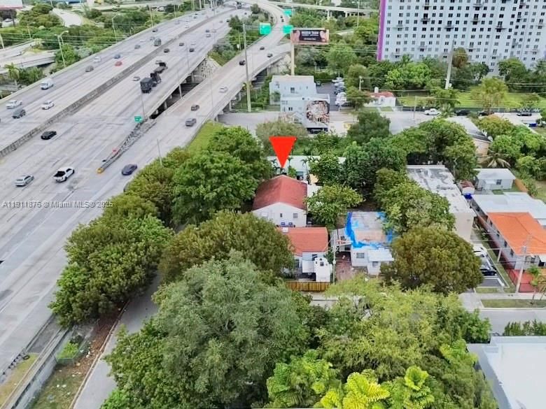 На продажу: $850,000 (2 спален, 3 ванн, 1419 Квадратных фут)