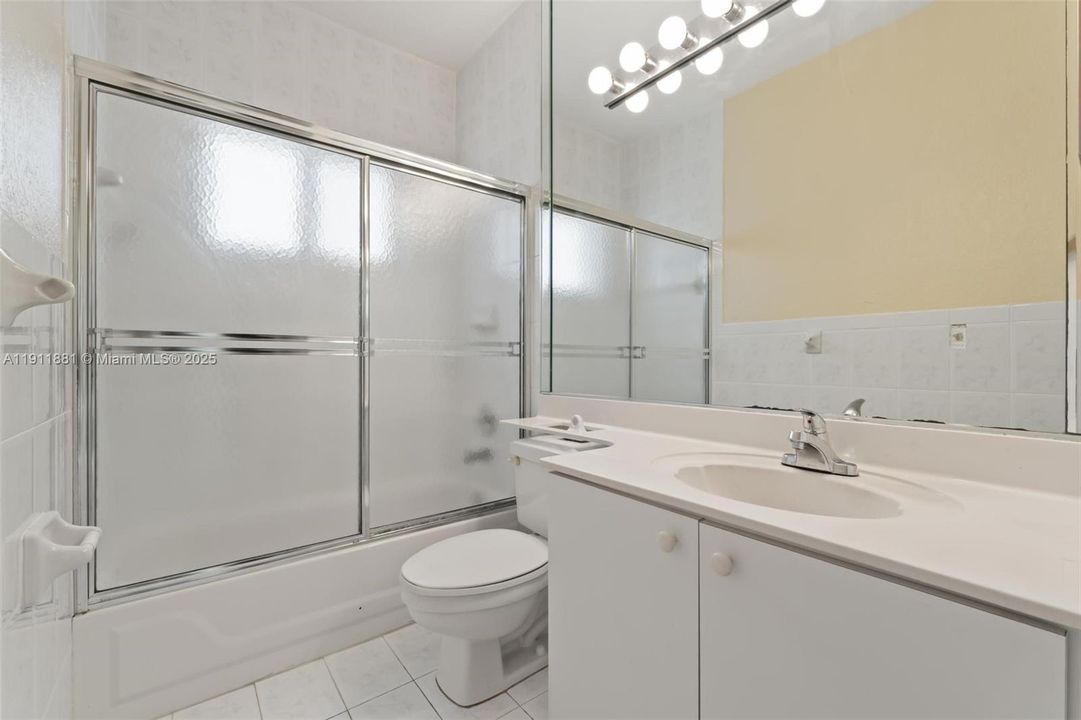 For Sale: $715,000 (3 beds, 2 baths, 1623 Square Feet)