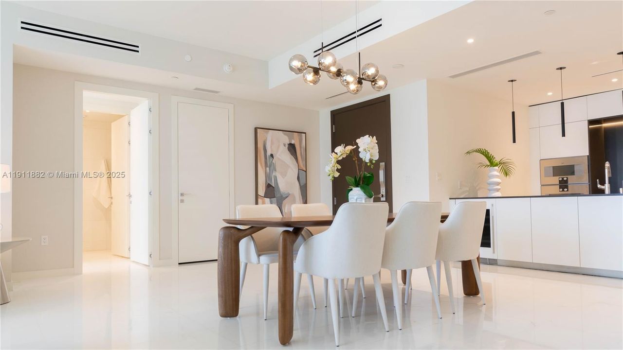 Recently Rented: $14,500 (2 beds, 3 baths, 1675 Square Feet)