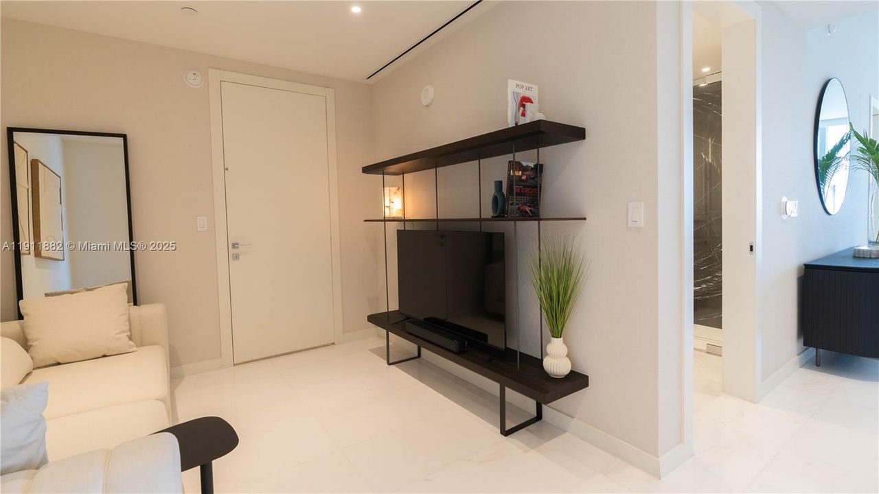 Recently Rented: $14,500 (2 beds, 3 baths, 1675 Square Feet)