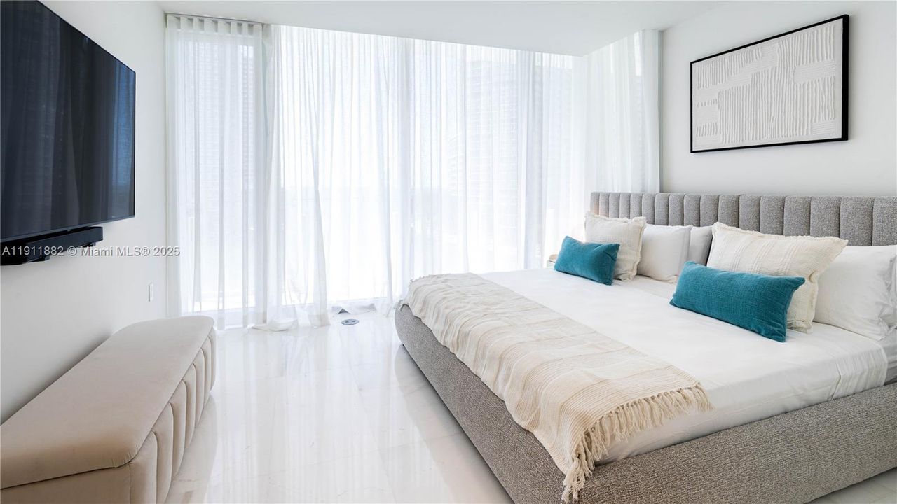 Recently Rented: $14,500 (2 beds, 3 baths, 1675 Square Feet)