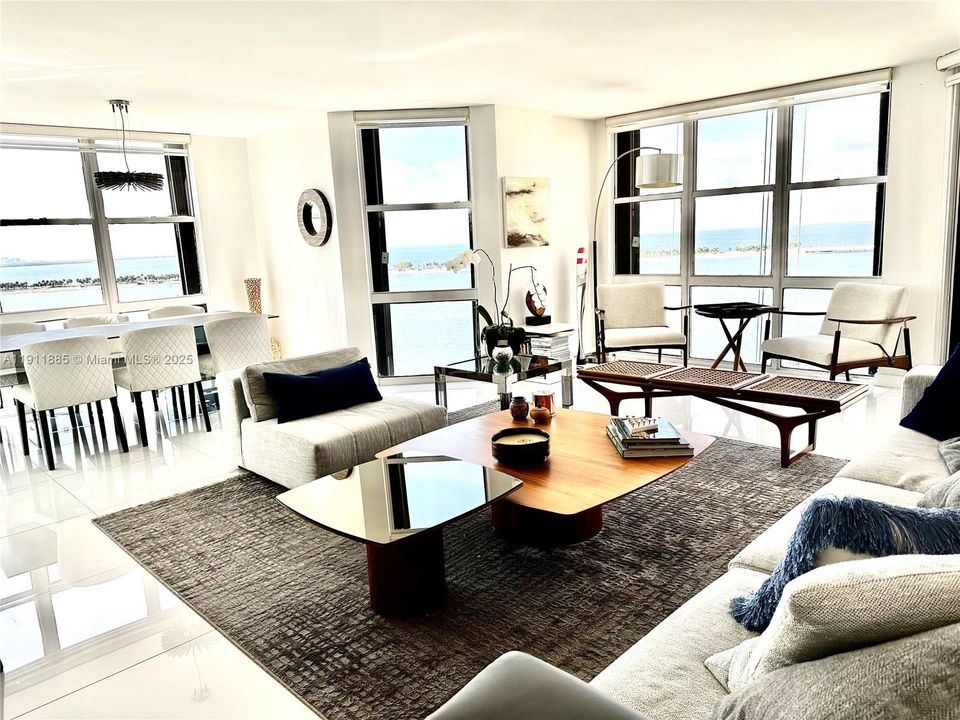 待售: $1,258,000 (3 贝兹, 2 浴室, 2133 平方英尺)