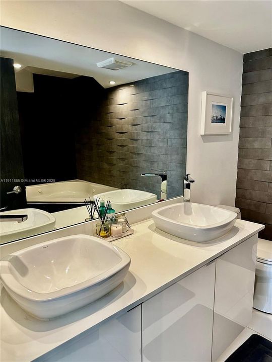 待售: $1,258,000 (3 贝兹, 2 浴室, 2133 平方英尺)