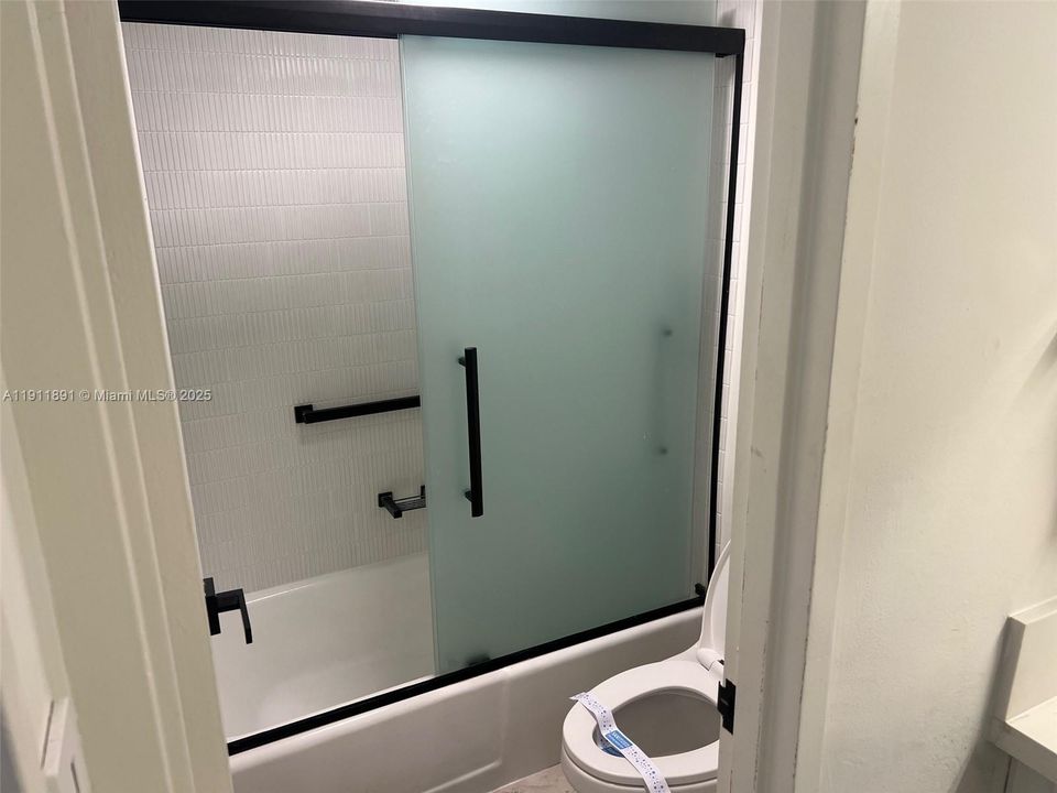 For Sale: $429,999 (0 beds, 1 baths, 550 Square Feet)