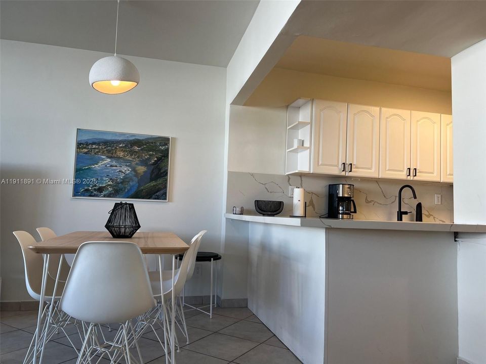 For Sale: $429,999 (0 beds, 1 baths, 550 Square Feet)