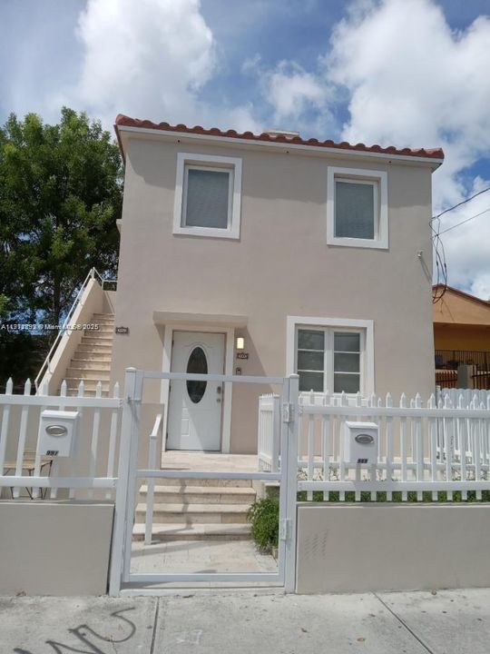 For Sale: $1,179,000 (0 beds, 0 baths, 1140 Square Feet)