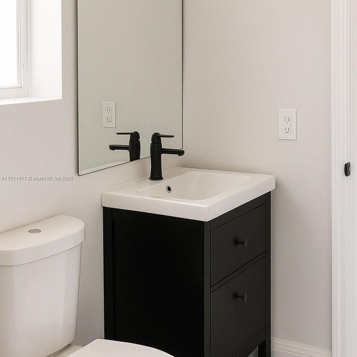 For Sale: $315,000 (1 beds, 1 baths, 890 Square Feet)