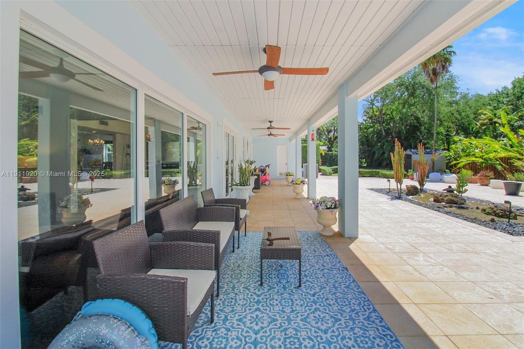 For Rent: $13,545 (6 beds, 5 baths, 3450 Square Feet)