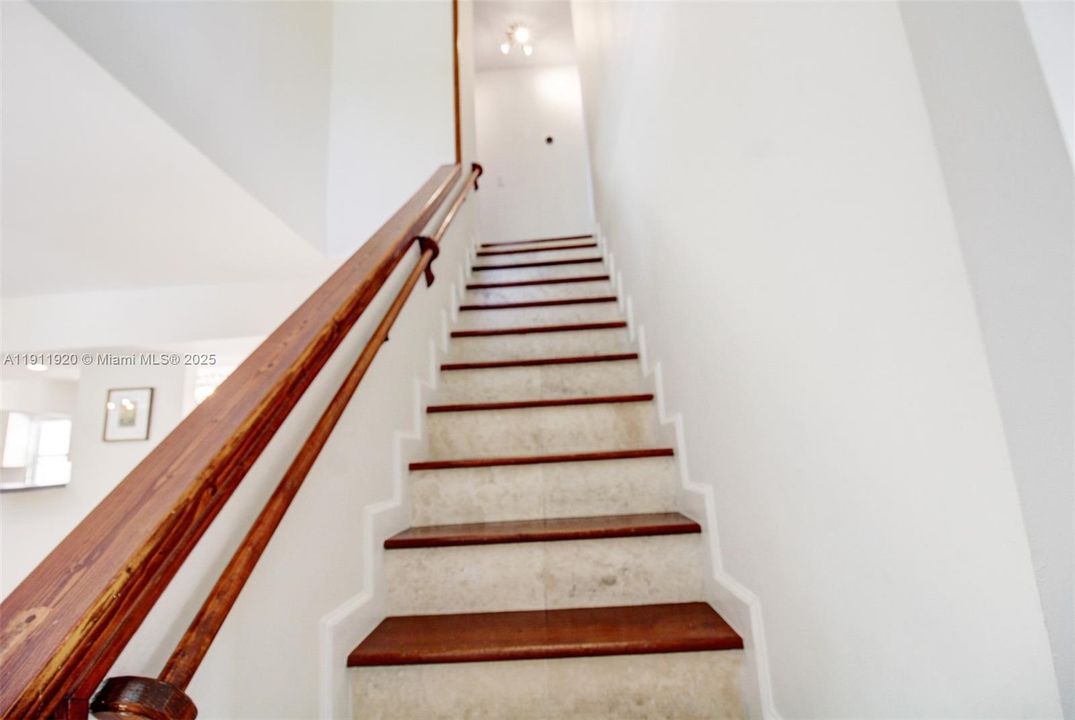 For Rent: $13,545 (6 beds, 5 baths, 3450 Square Feet)