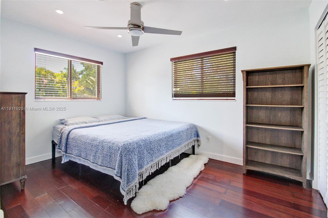 For Rent: $13,545 (6 beds, 5 baths, 3450 Square Feet)